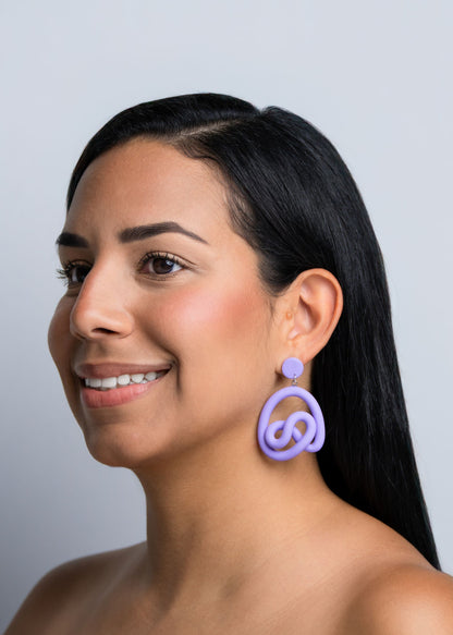 Gran Nudo Clay Earrings